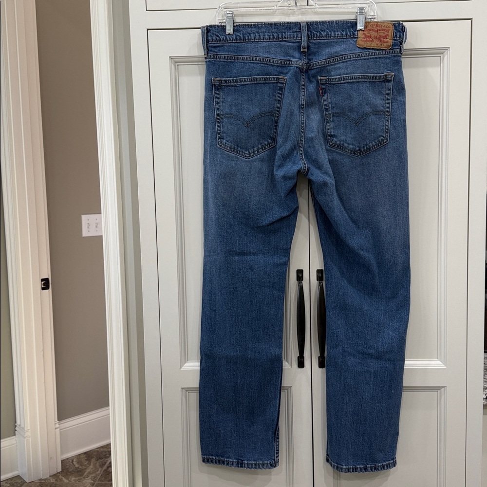 Levis 514 Straight Fit Jeans Mens 36X30 Blue Medium Wash Faded Denim